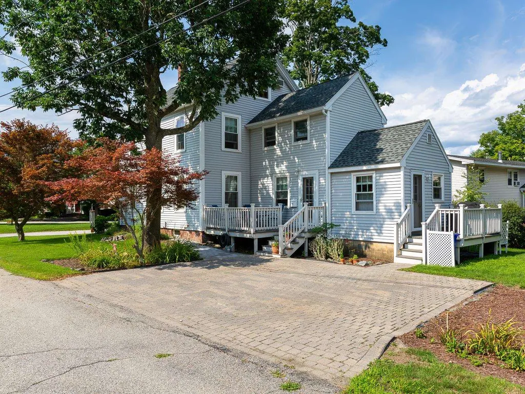74 Park Street Exeter NH 03833