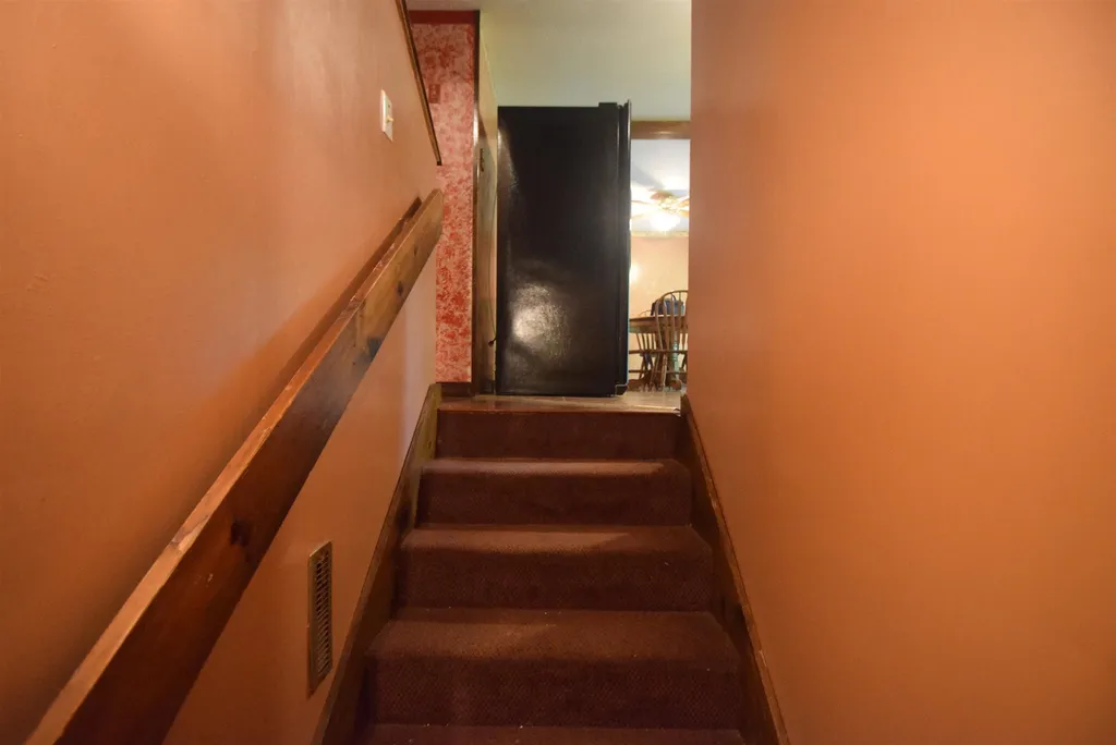 24 Ledgewood Drive Derry NH 03038