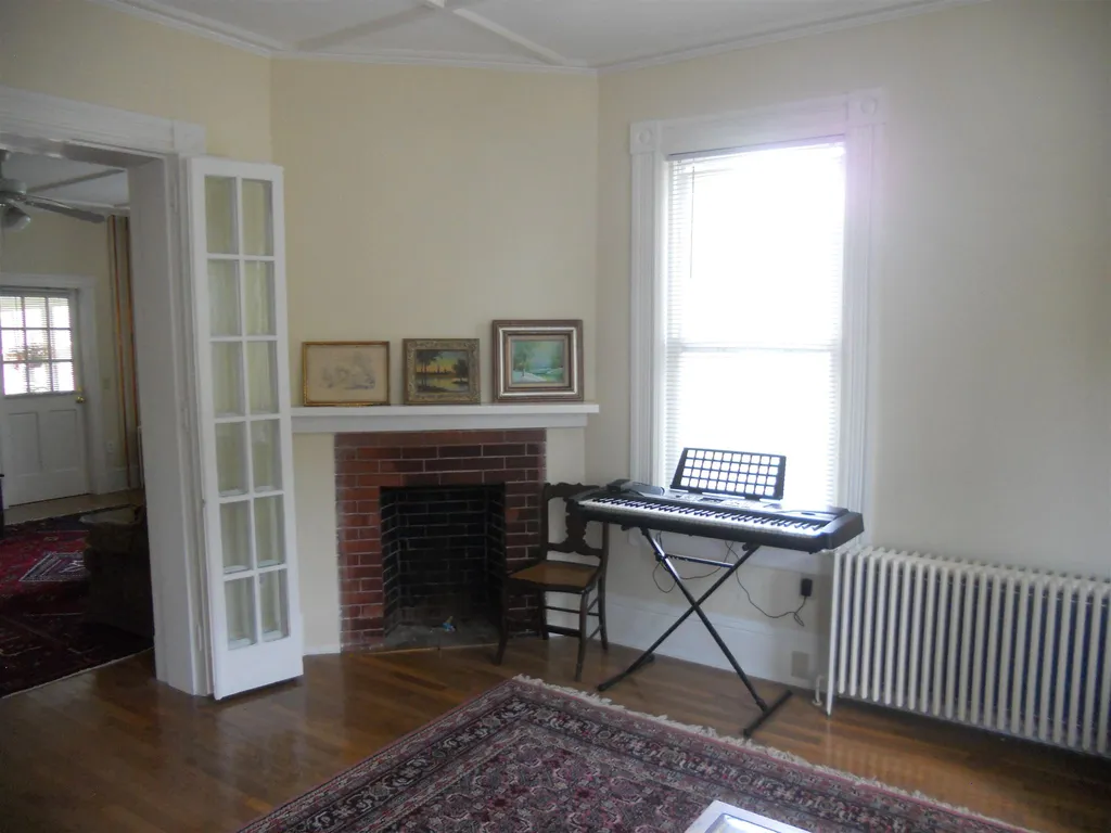 29 Prospect Street Claremont NH 03743