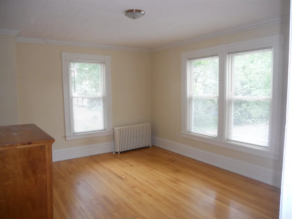 29 Prospect Street Claremont NH 03743
