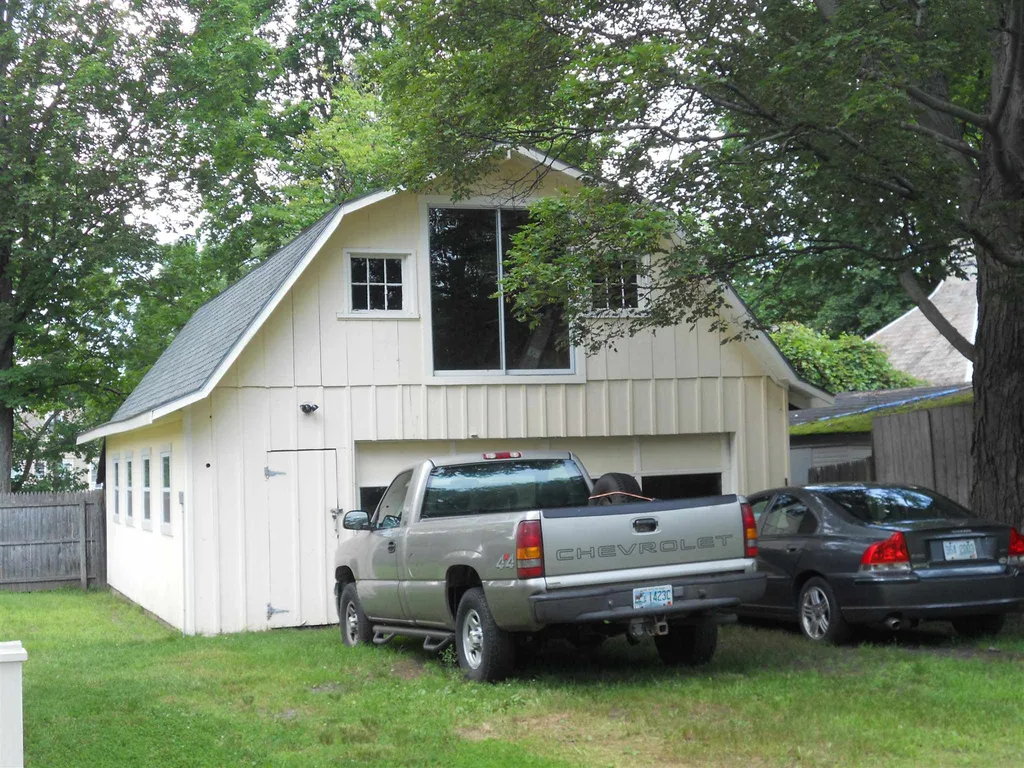 29 Prospect Street Claremont NH 03743