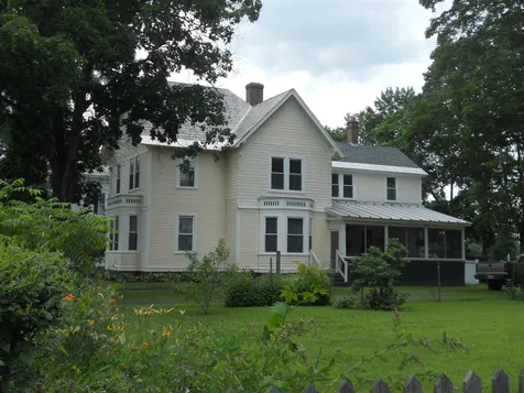 29 Prospect Street Claremont NH 03743