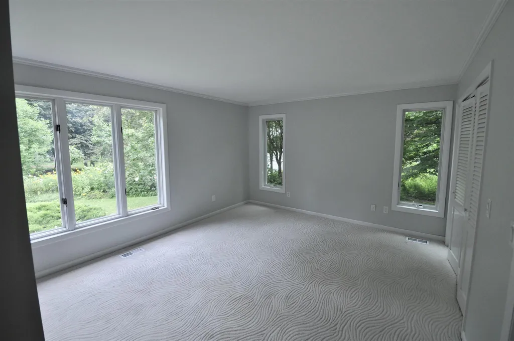 27 Orchard Drive Hollis NH 03049