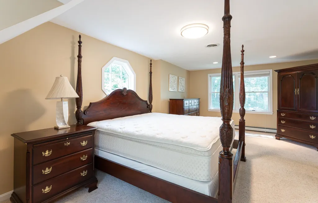 16 Huckleberry Lane Hampton NH 03842