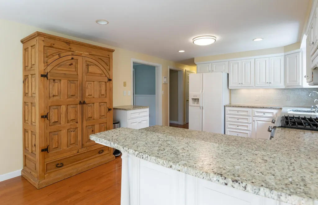 16 Huckleberry Lane Hampton NH 03842