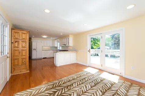 16 Huckleberry Lane Hampton NH 03842