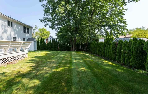 16 Huckleberry Lane Hampton NH 03842