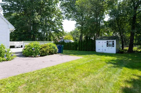 16 Huckleberry Lane Hampton NH 03842