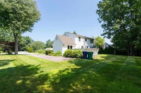 16 Huckleberry Lane Hampton NH 03842