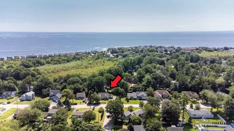 16 Huckleberry Lane Hampton NH 03842