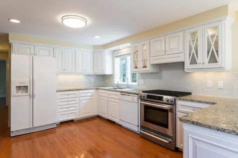 16 Huckleberry Lane Hampton NH 03842