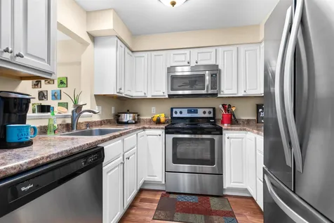 28 Dustin Homestead Rochester NH 03867