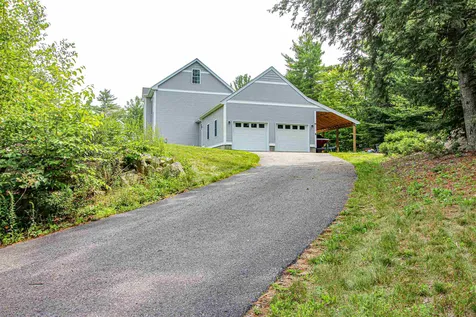 9 Mill Pond Road Northwood NH 03261