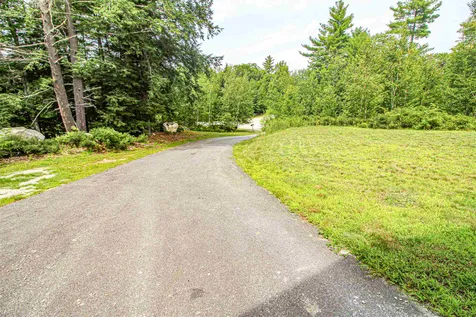 9 Mill Pond Road Northwood NH 03261