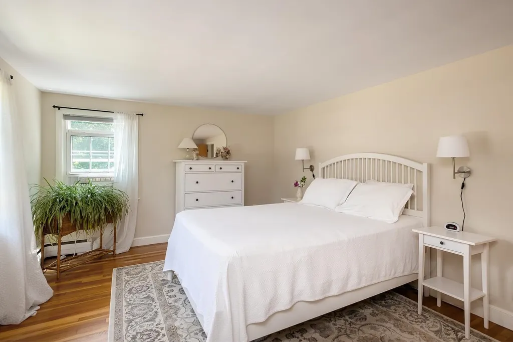 6 Concord Way Dover NH 03820