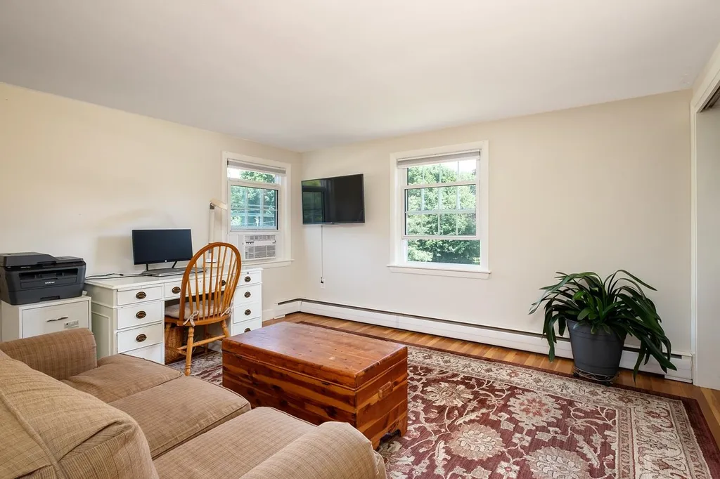 6 Concord Way Dover NH 03820