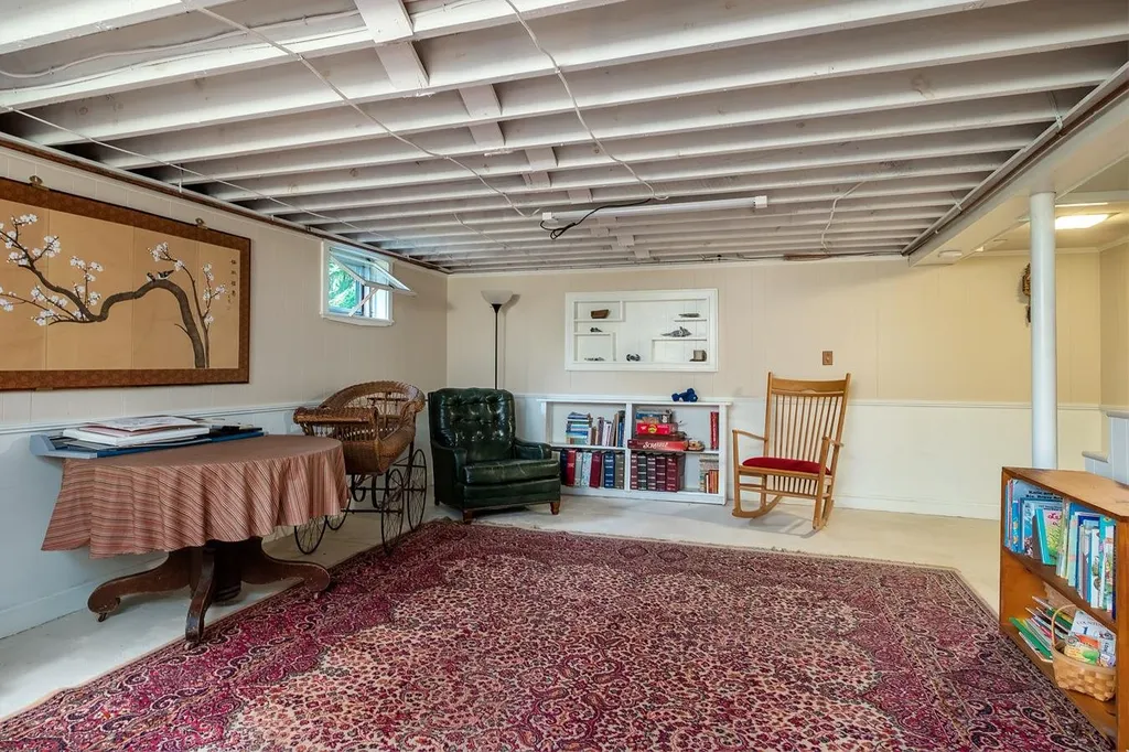 6 Concord Way Dover NH 03820