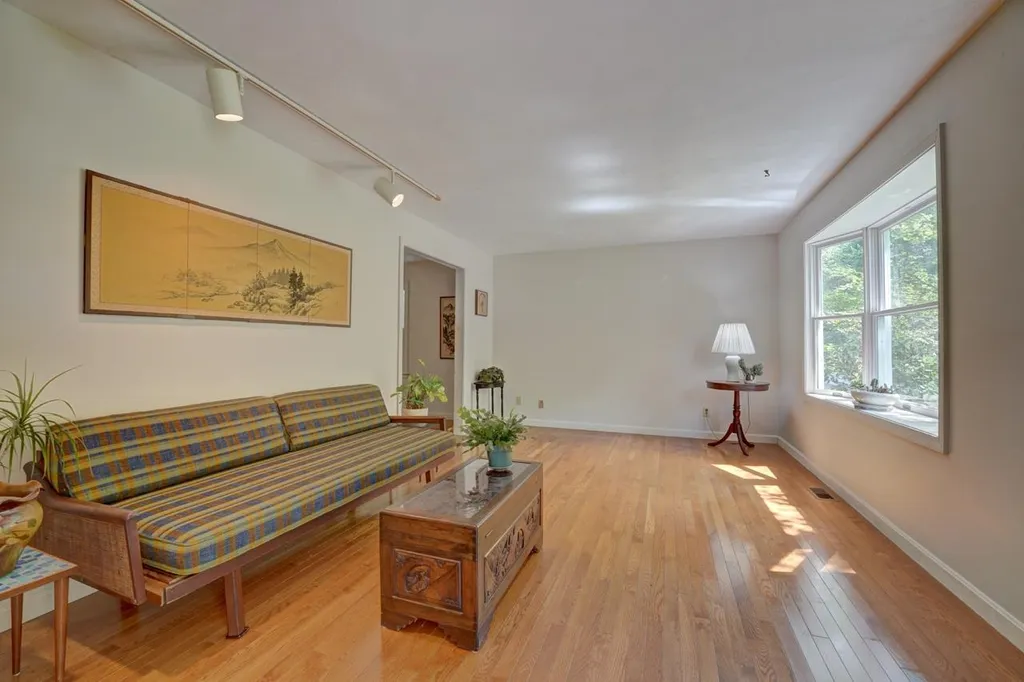 20 Jana Lane Stratham NH 03885