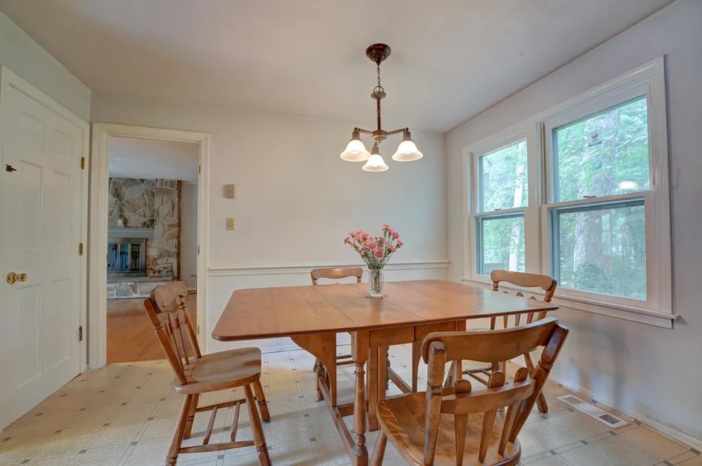 20 Jana Lane Stratham NH 03885
