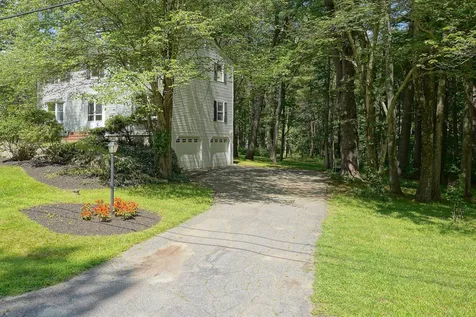 20 Jana Lane Stratham NH 03885