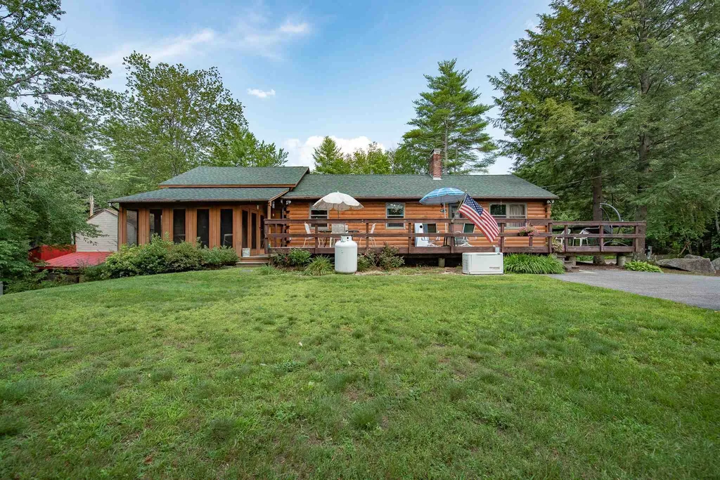 79 Castle Lane Bristol NH 03222