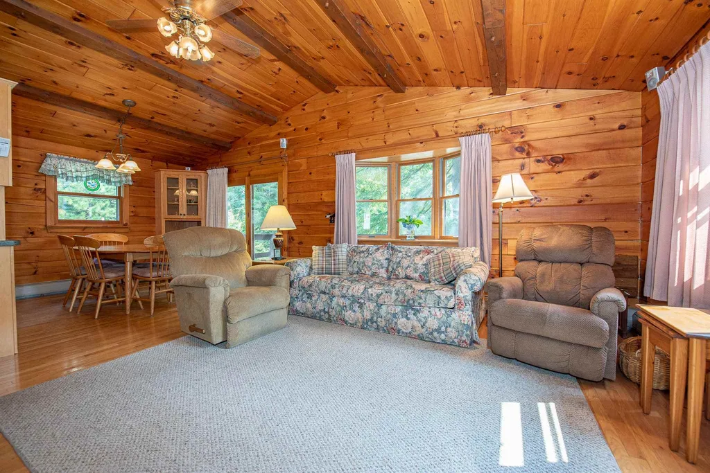 79 Castle Lane Bristol NH 03222