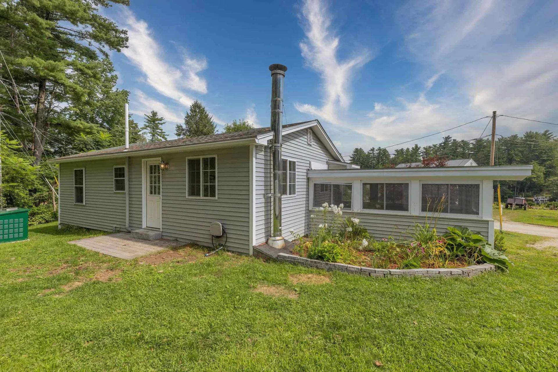 30 Seaman Point Road Nottingham NH 03290