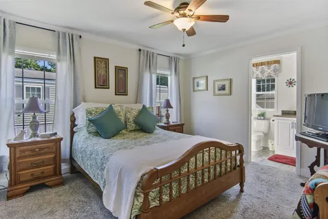 12 Black Forest Road North Hampton NH 03862
