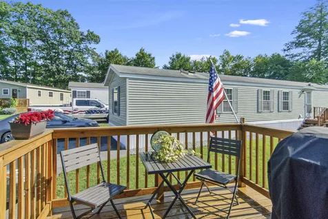 12 Black Forest Road North Hampton NH 03862