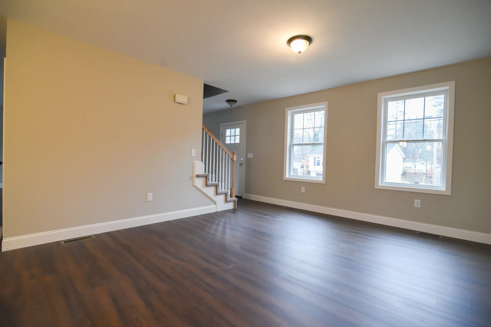 38 Regina Avenue Raymond NH 03077
