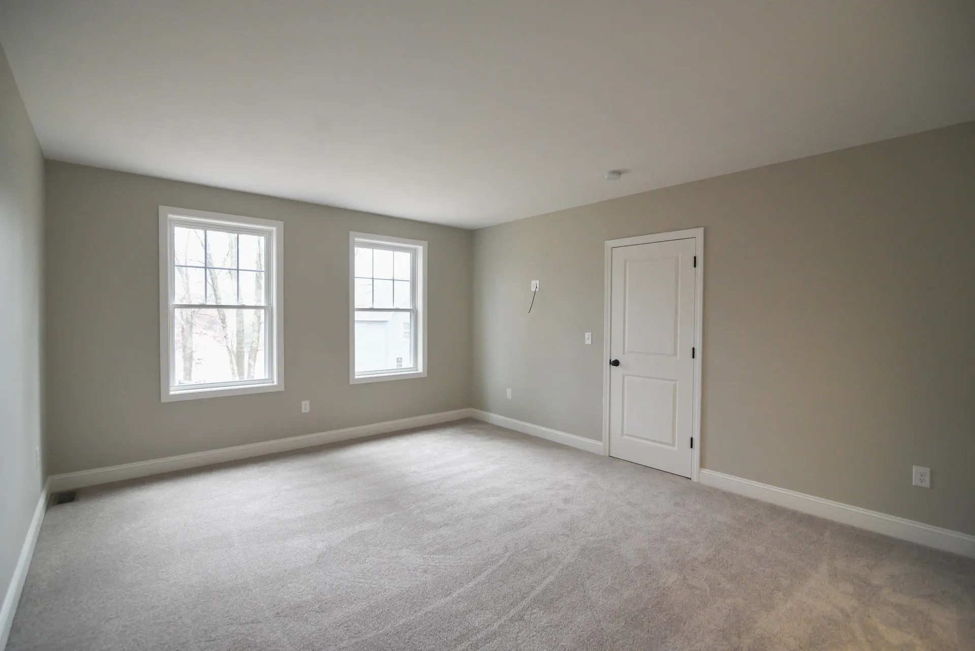 38 Regina Avenue Raymond NH 03077