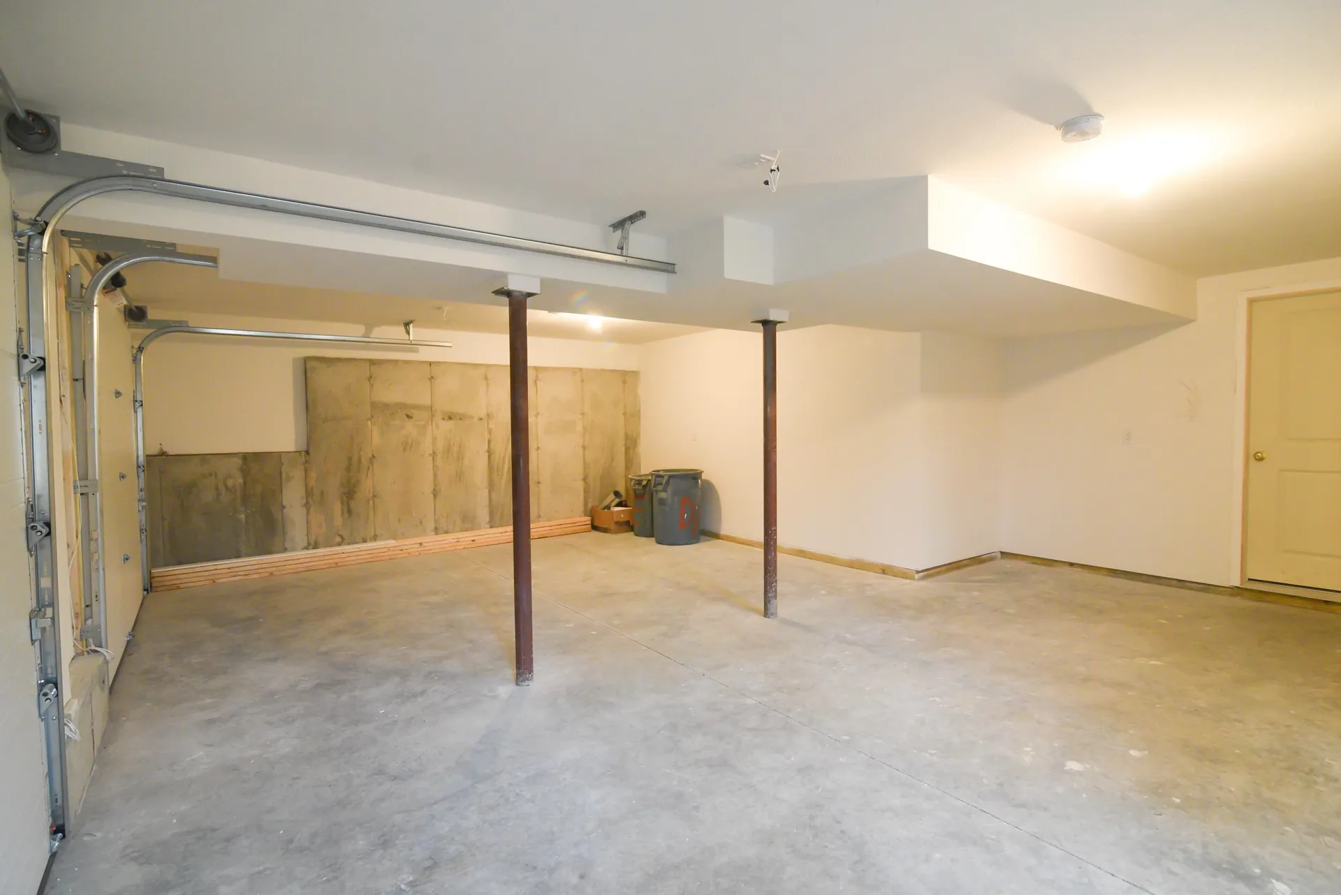 38 Regina Avenue Raymond NH 03077