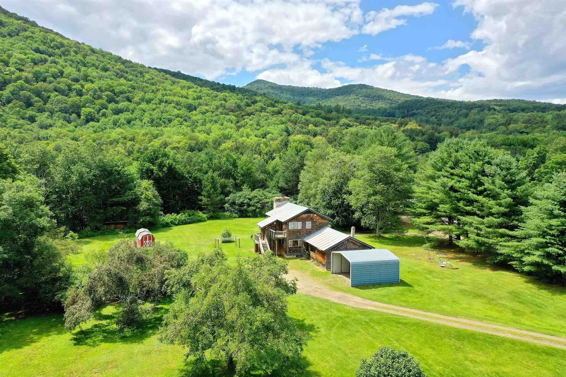 87 Twitchell Settlement Rochester VT 05767