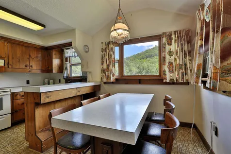 87 Twitchell Settlement Rochester VT 05767