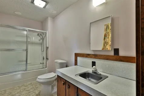 87 Twitchell Settlement Rochester VT 05767