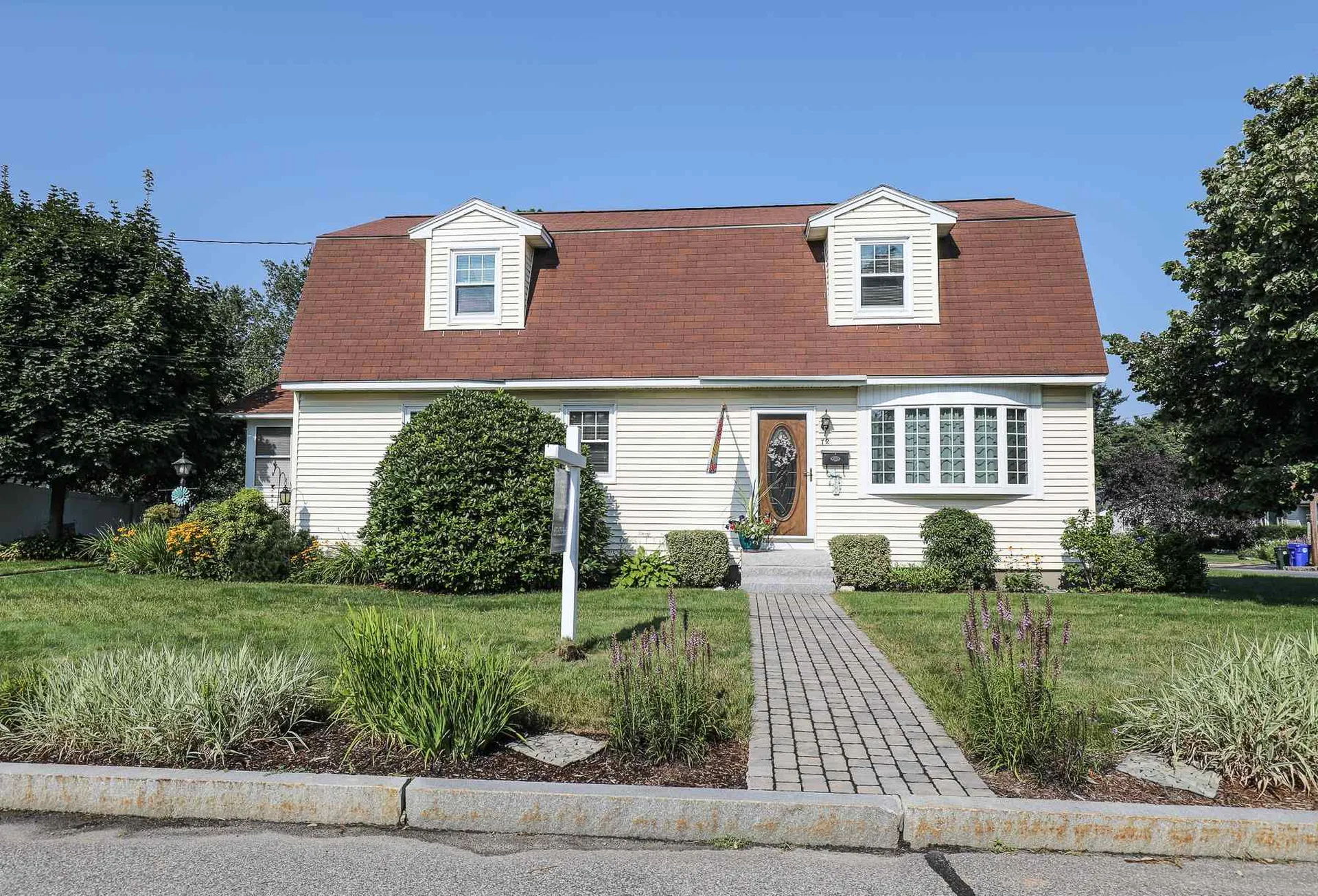 72 Upland Street Manchester NH 03102