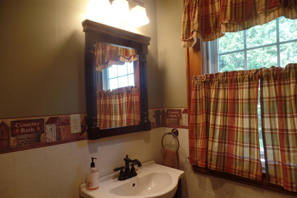 38 Bailey Street Barre City VT 05641