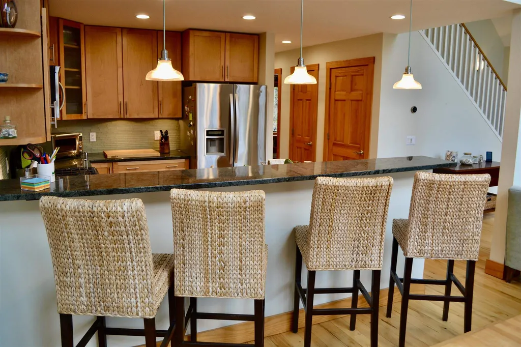 82 Vickery Hill Road Warren VT 05674
