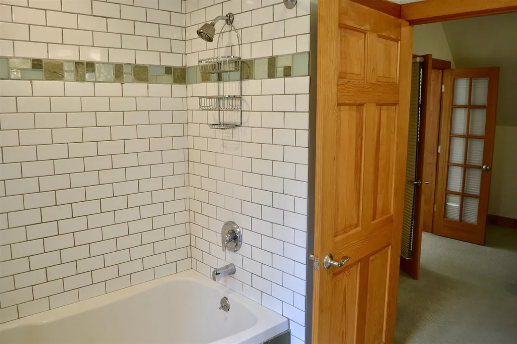 82 Vickery Hill Road Warren VT 05674