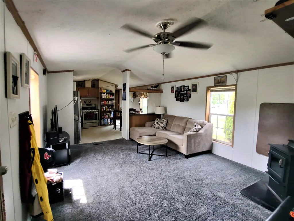 10 Bruce Road Canaan NH 03741