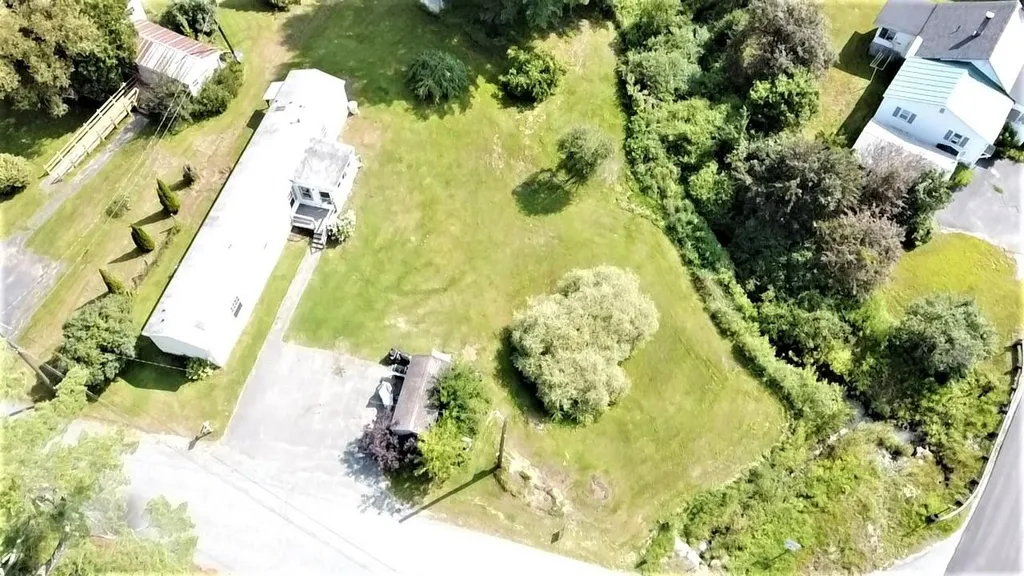 10 Bruce Road Canaan NH 03741