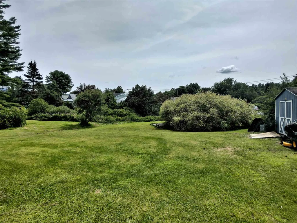 10 Bruce Road Canaan NH 03741
