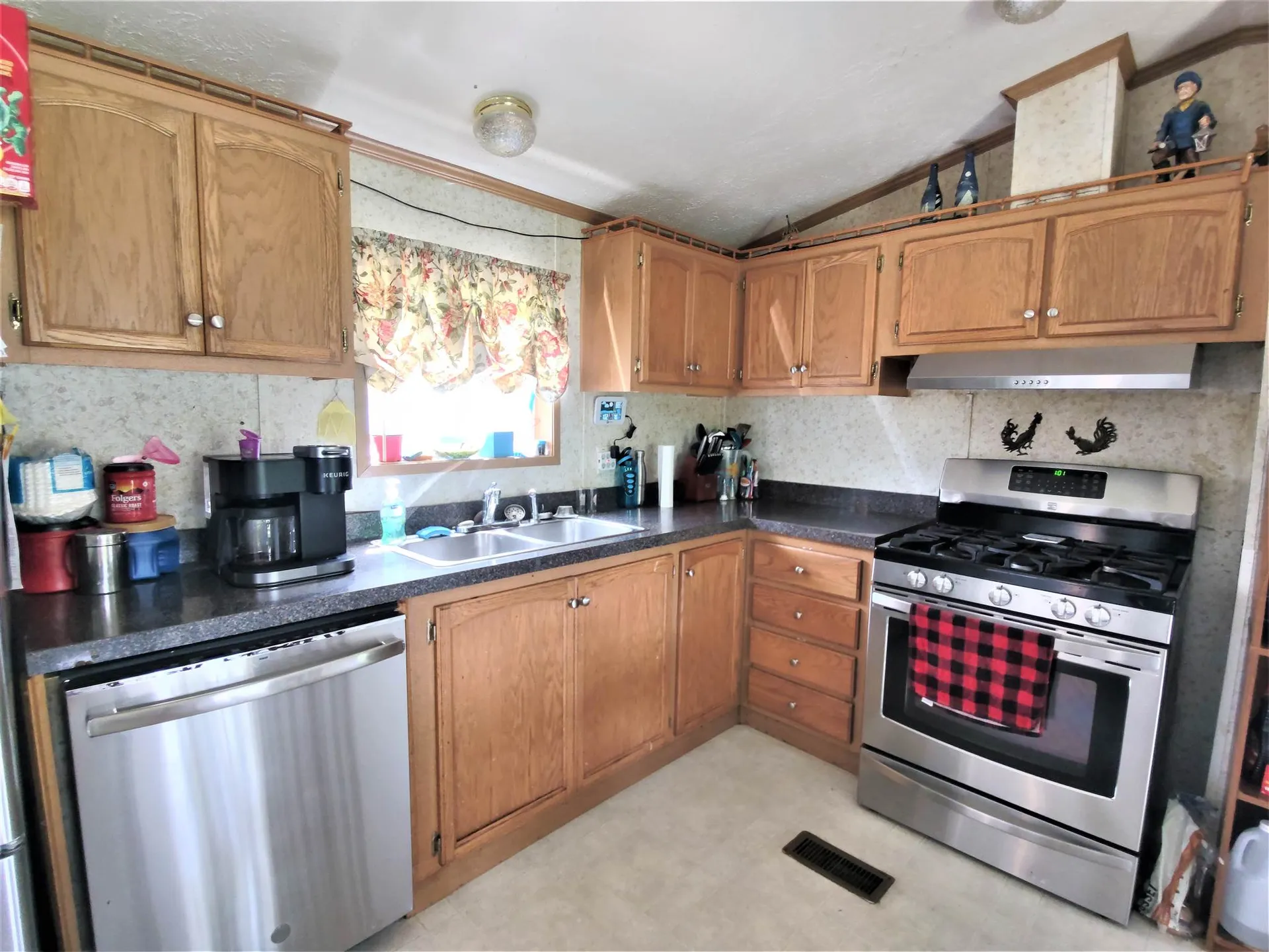 10 Bruce Road Canaan NH 03741