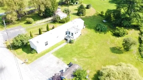10 Bruce Road Canaan NH 03741
