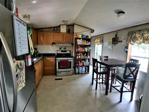 10 Bruce Road Canaan NH 03741