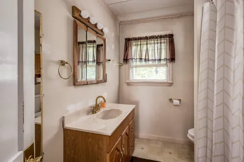 88 West High Street Somersworth NH 03878