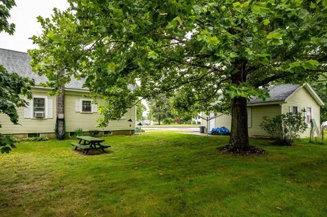 88 West High Street Somersworth NH 03878