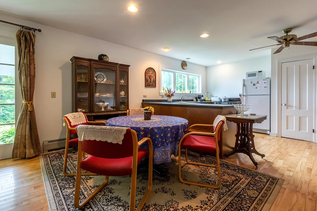 182 North Road Barnard VT 05031