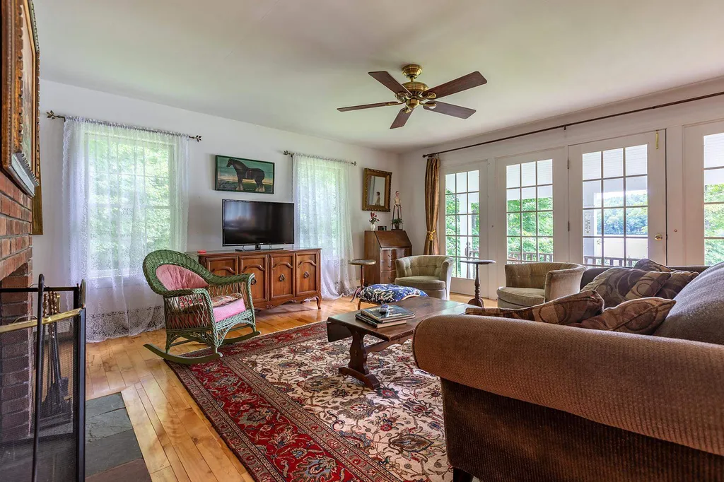 182 North Road Barnard VT 05031