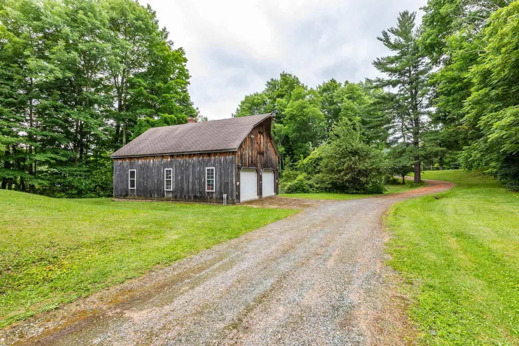 182 North Road Barnard VT 05031
